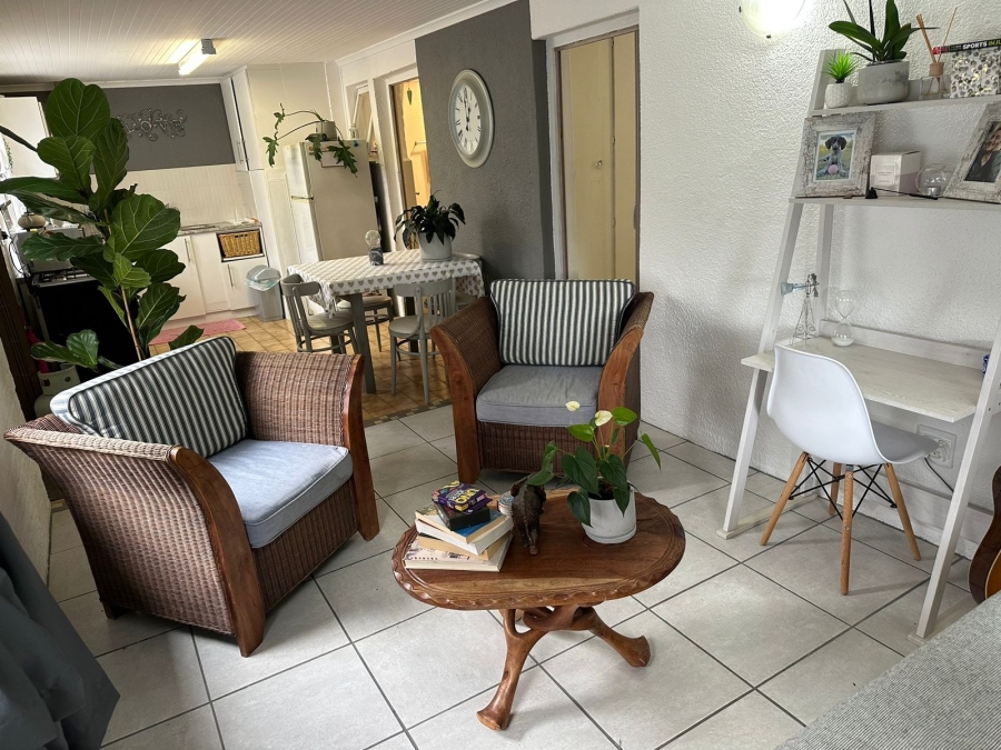 5 Bedroom Property for Sale in Winslow Western Cape